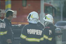 Un bărbat a fost găsit spânzurat de pompierii care au venit să stingă incendiul izbucnit la locuinţa acestuia. Tragedie în Constanța