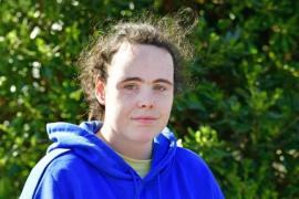 O englezoaică care şi-a găsit casa visurilor pe Facebook a rămas fără bani şi fără locuinţă: "L-am crezut pentru că eram disperată"