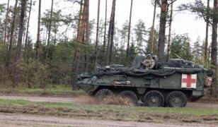 Polonia anunţă că este gata să găzduiască arme nucleare dacă NATO îşi întăreşte flancul estic