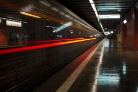 tren metrou