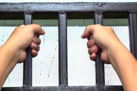 Prizonierii din New York dau statul în judecată, furioşi că nu li se permite să vadă eclipsa de soare de pe 8 aprilie