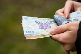 Poşta Română a primit banii necesari pentru livrarea pensiilor înainte de Paşte. 9.3 milioane de lei au fost trimişi în avans