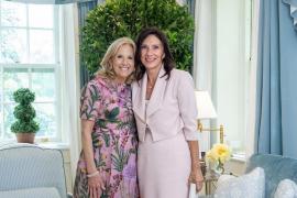 Carmen Iohannis, lăudată de Jill Biden: "Nu voi uita niciodată cum v-aţi deschis braţele pentru refugiaţii ucraineni"