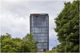 O companie străină cu peste 150 de angajaţi în România va furniza software de comandă şi control pentru forţele terestre ale NATO