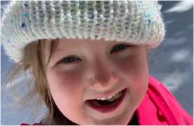 Accident straniu în SUA. O fetiță de 5 ani a murit sugrumată în leagănul din curtea casei. S-a agățat accidental în sforile de susținere