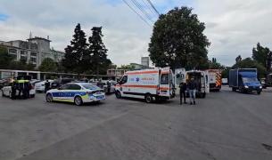 Un șofer a murit după ce a făcut infarct la volan, pe o stradă din Constanța. Bărbatul a intrat cu mașina într-un VW parcat