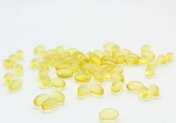 Suplimentele din ulei de pește pot crește riscul de AVC și probleme cardiace - studiu