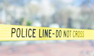 Doi tineri de 20 de ani, înjunghiaţi pe stradă, în Bristol. 11 persoane arestate