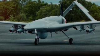 dronă Bayraktar TB2