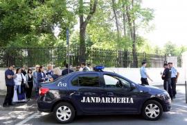 Un jandarm, găsit mort la Ambasada Turkmenistan din Bucureşti. Bărbatul de 44 de ani s-ar fi sinucis