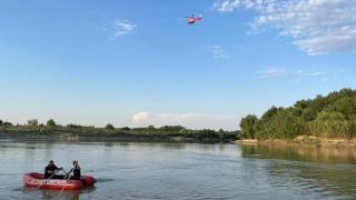 Băieţel de 10 ani, dispărut în râul Siret. Plecase la scăldat şi nu s-a mai întors acasă