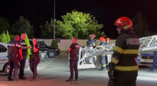 O femeie din Mureş s-a aruncat de la etajul 6 ca să scape de iubitul cu care se certa. Bărbatul este cercetat pentru tentativă de crimă