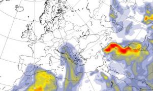 Praf saharian peste România. Masa de aer cu particule de nisip va traversa ţara noastră miercuri și joi