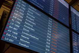 O companie aeriană populară anunţă că va scumpi preţul biletelor. Cât vor costa de acum