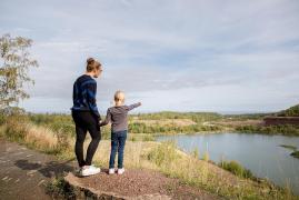 Comuna din Suedia unde se vând terenuri cu 10 eurocenţi pe mp este inundată cu oferte. Cât costă să ridici o casă