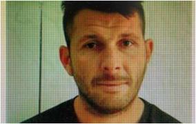 Un deţinut de la Penitenciarul Deva a evadat de la un punct de lucru. Bărbatul de 31 de ani a fost condamnat pentru furt calificat