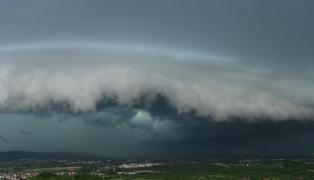 Vremea 22 iulie - 19 august 2024. Scăpăm de arșiță, revin furtunile puternice, cu ploi torențiale și grindină