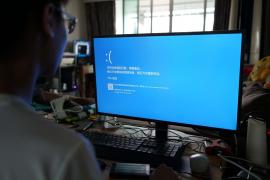 "Cu un restart aţi încercat?". Microsoft a găsit soluţia pentru rezolvarea celei mai mari crize IT: "Sunt necesare 15 reporniri ale PC-ului"