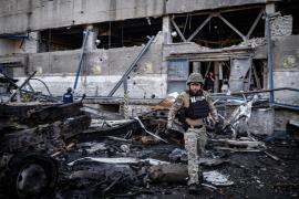 Atac masiv cu rachete şi drone, în Ucraina: ruşii au vizat sistemul energetic şi infrastructura feroviară. Două persoane au murit