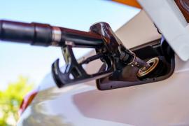 Preţul la motorină este în scădere faţă de cel afişat în ziua precedentă