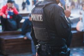 Doi români, arestaţi în Croaţia după ce ar fi pătruns prin efracţie în 30 de apartamente şi au furat bunuri de 99.000 de euro