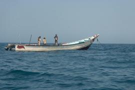 O barcă de pescuit cu aproape 200 de migranţi la bord s-a răsturnat în largul Oceanului Atlantic. 89 de persoane au murit