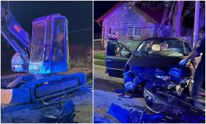 Femeie moartă pe un drum din Cluj, după ce mașina în care se afla a intrat cu viteză într-un buldoexacavator parcat