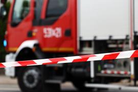 Un TIR încărcat cu materiale de construcţii a luat foc în mers pe Drumul Expres 12. De la ce ar fi izbucnit flăcările