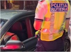 Un italian băut bine a făcut prăpăd în Botoșani. A bătut trei persoane, s-a urcat la volan și a intrat cu mașina într-un cap de pod