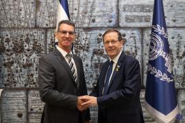 Noul ambasador al Israelului în România, Lior Ben Dor, a sosit la Bucureşti. Părinţii şi bunicii ambasadorului s-au născut în România