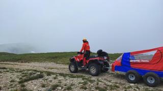 Turist mort după ce a făcut infarct pe munte