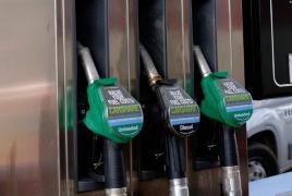 Preţurile la carburanţi sunt în scădere faţă de cele afişate în ziua precedentă