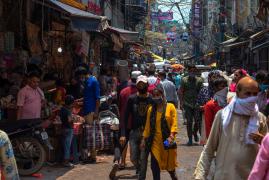 Ţara în care părinţii săraci dau bani grei pentru a-şi trimite copiii la "şcolile de hoţi". Sunt învăţaţi cum să fure de la nunţi