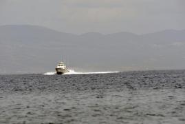 O navă cu 100 de migranți s-a răsturnat pe Canalul Mânecii. Operațiune majoră de salvare