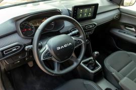 Dacia pregătește concedieri voluntare. Până la 40.000 de euro pentru cine pleacă de bunăvoie