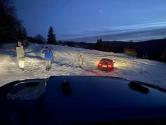 O familie, blocată pe Muntele Mic