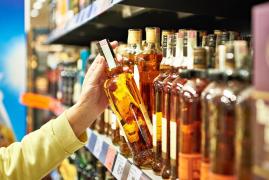 Alcool contrafăcut, care a ucis 33 de oameni în Turcia