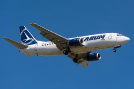 avion TAROM