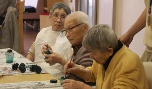 Japonia se confruntă cu o îmbătrânire accentuată a populaţiei, iar seniorii preferă să ajungă la închisoare pentru a combate izolarea şi singurătatea