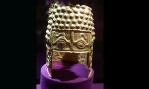 coiful dacic de aur de la Coțofenești