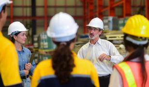 Domeniile care vor avea de suferit în 2025. Se vor face concedieri masive