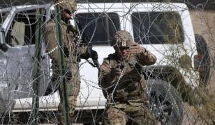 Mai mulţi presupuşi membri ai unui cartel de droguri din Mexic ar fi deschis focul asupra poliţiştilor de frontieră americani.