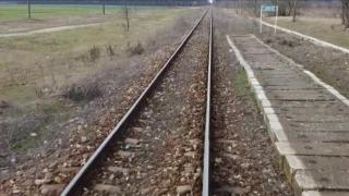 Un bărbat din Buzău, care fugise din spital la o zi după ce o suferit o intervenţie chirurgicală, a fost ucis de tren chiar în apropierea unităţii medicale.