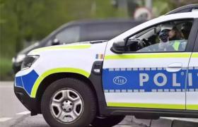 Un tânăr din Sălaj a furat maşina unui vecin, dar a fost prins după 45 de minute. Reacţie violentă în faţa poliţiştilor