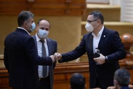 SURSE: PSD are trei variante de nume pregătite, dacă nu îl va mai susţine pe Crin Antonescu