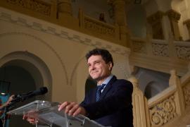 Nicuşor Dan ar putea fi susţinut de PNL la prezidenţiale