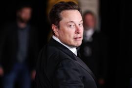 Elon Musk vrea să cumpere un club uriaş din Premier League. Dezvăluirea făcută de tatăl miliardarului american