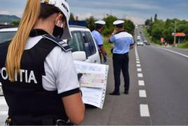 Zeci de poliţişti din Buzău şi-au luat liber în semn de protest faţă de "Ordonanţa Trenuleţ". Au donat sânge pentru a primi o zi liberă