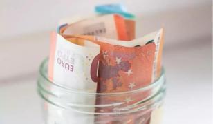 Eurostat: Rata inflaţiei în zona euro a crescut în septembrie la 2,2%, peste ţinta vizată de BCE
