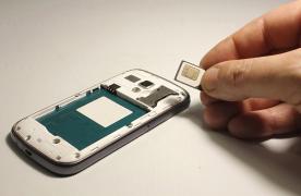 Rețea masivă de fraudă: 49 de milioane de conturi false create cu dispozitive SIM-box. 4 ţări, afectate